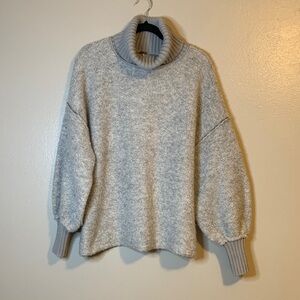 Free People Milo boucle ribbed trim oversized sweater
Color Gray Size XS